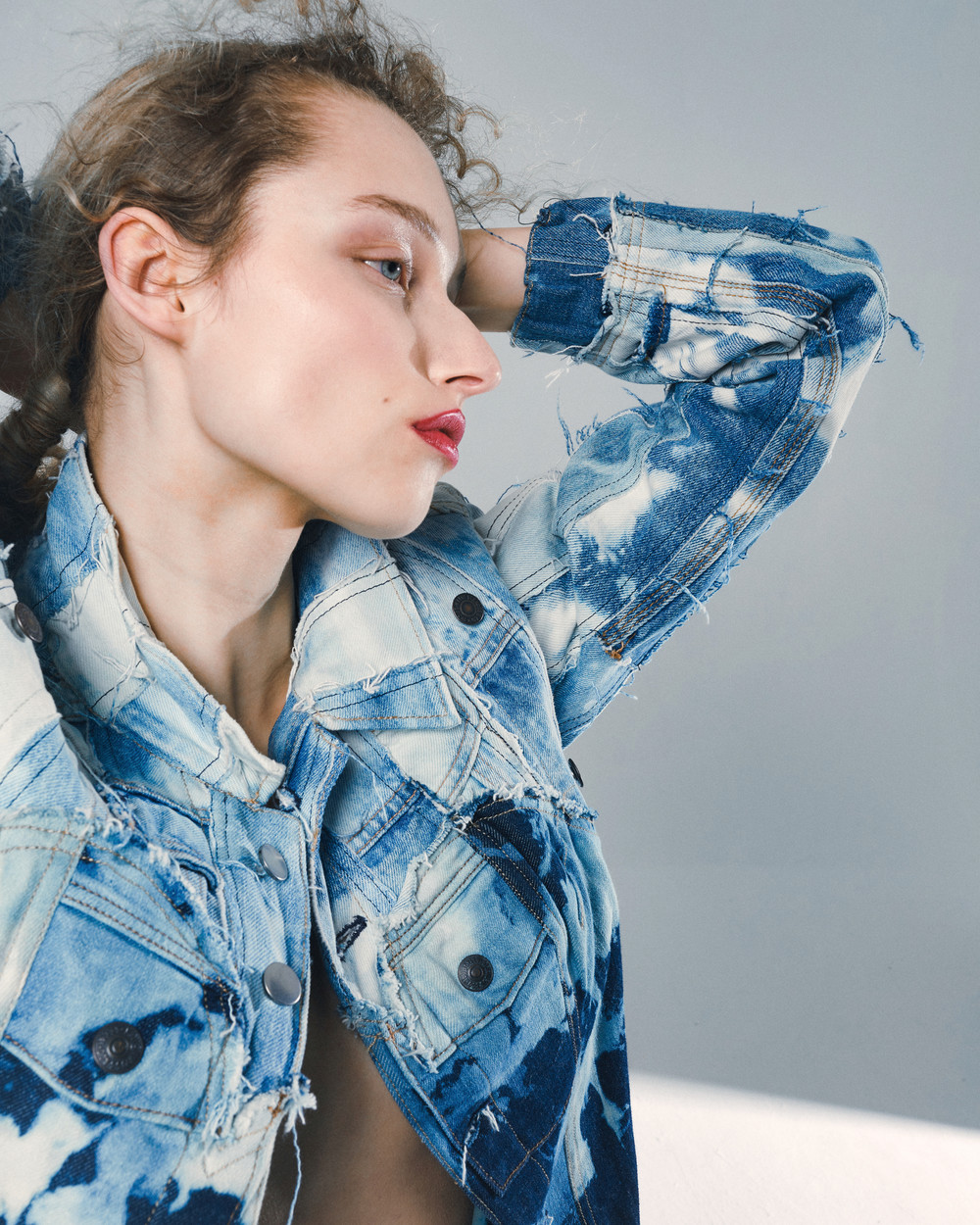 Styling: Lieve Gerrits — Fotograaf: Michaël Smits — Foto assistent: Deborah Perrotta — Make-up & haar: Sanne Schoofs — Model: Elien Swalens